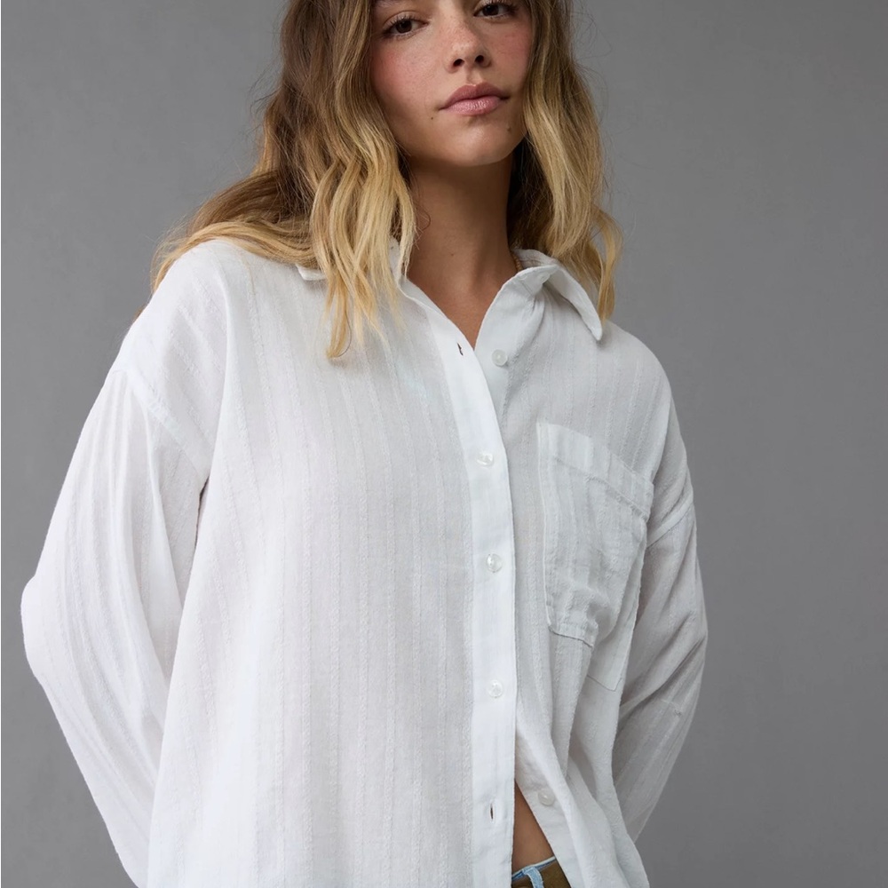 American Eagle Outfitters White Button-Front Pocket Shirt